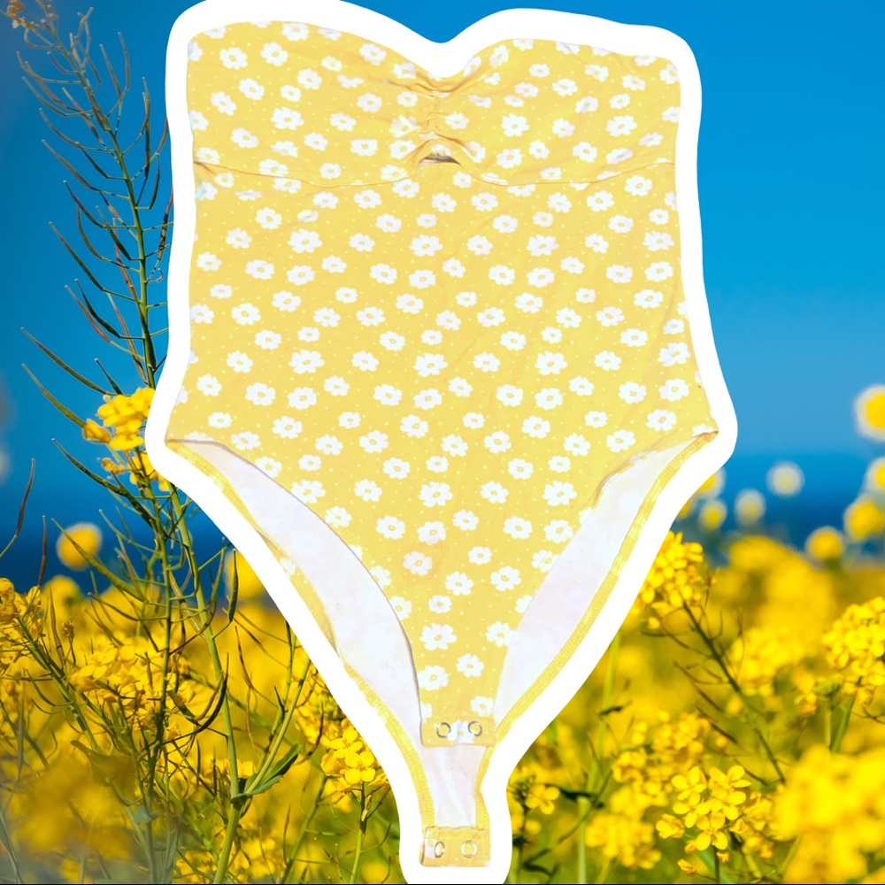 Yellow flower tube top body suit. Size large